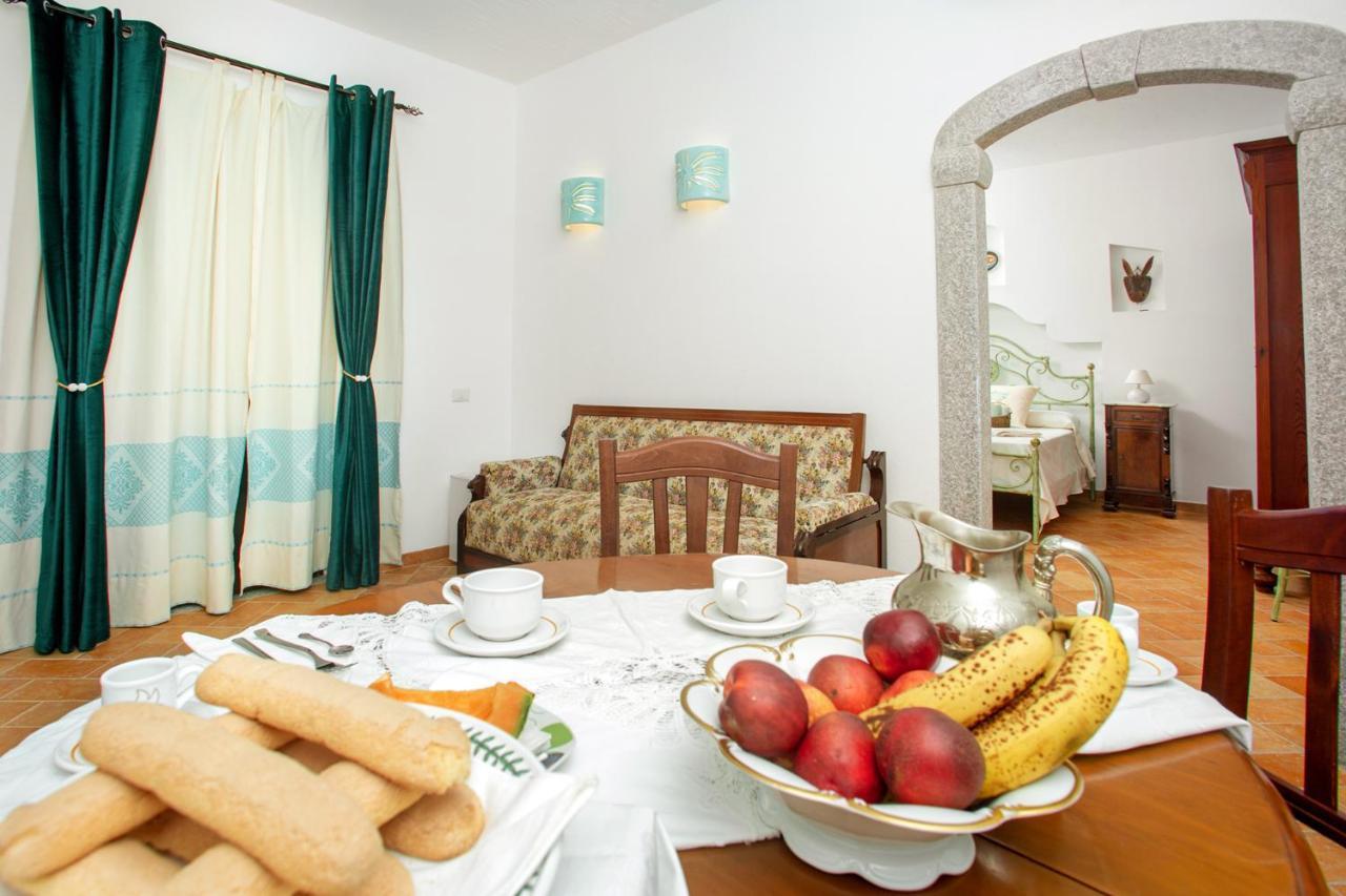 Vincent House Hotel Санта Тереза Галура Екстериор снимка